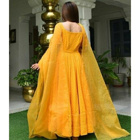 Authentic Chikankari Now available at Lucknow Phoenix Palassio Mall |  Formal dresses long, Chikankari lehenga, Kurti with palazzo