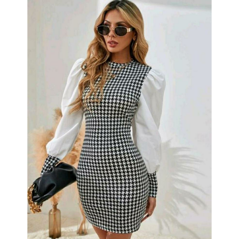 Black and White Bodycon Dress with Puffed Sleeves